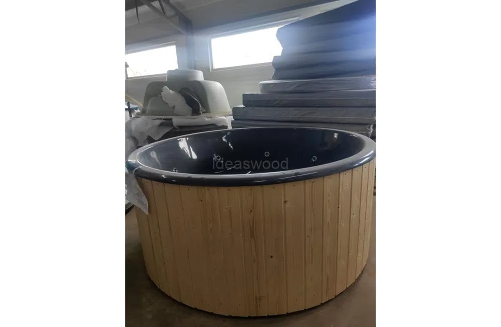 Hot tub with integral firewood stove - Image 4